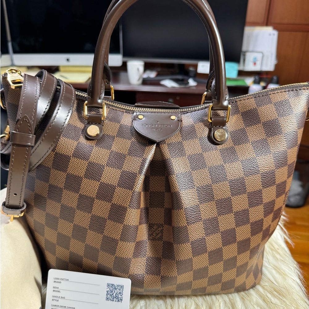 Beautiful Louis Vuitton SIENNA PM Damier ebene with long strap, duster and cert.